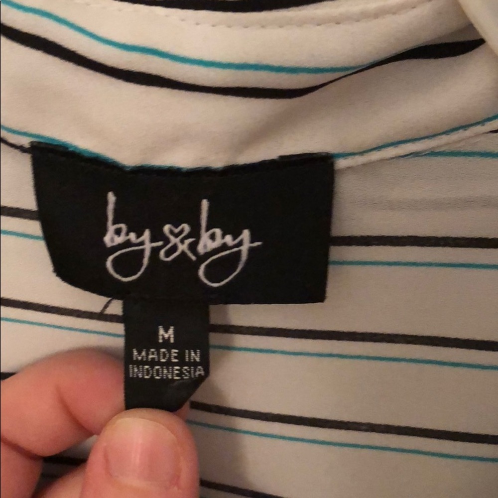 3/4 sleeve button down polyester top - Picture 3 of 5